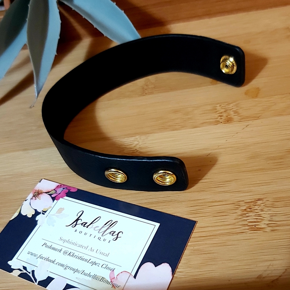 Cuff Bracelet - Picture 3 of 7